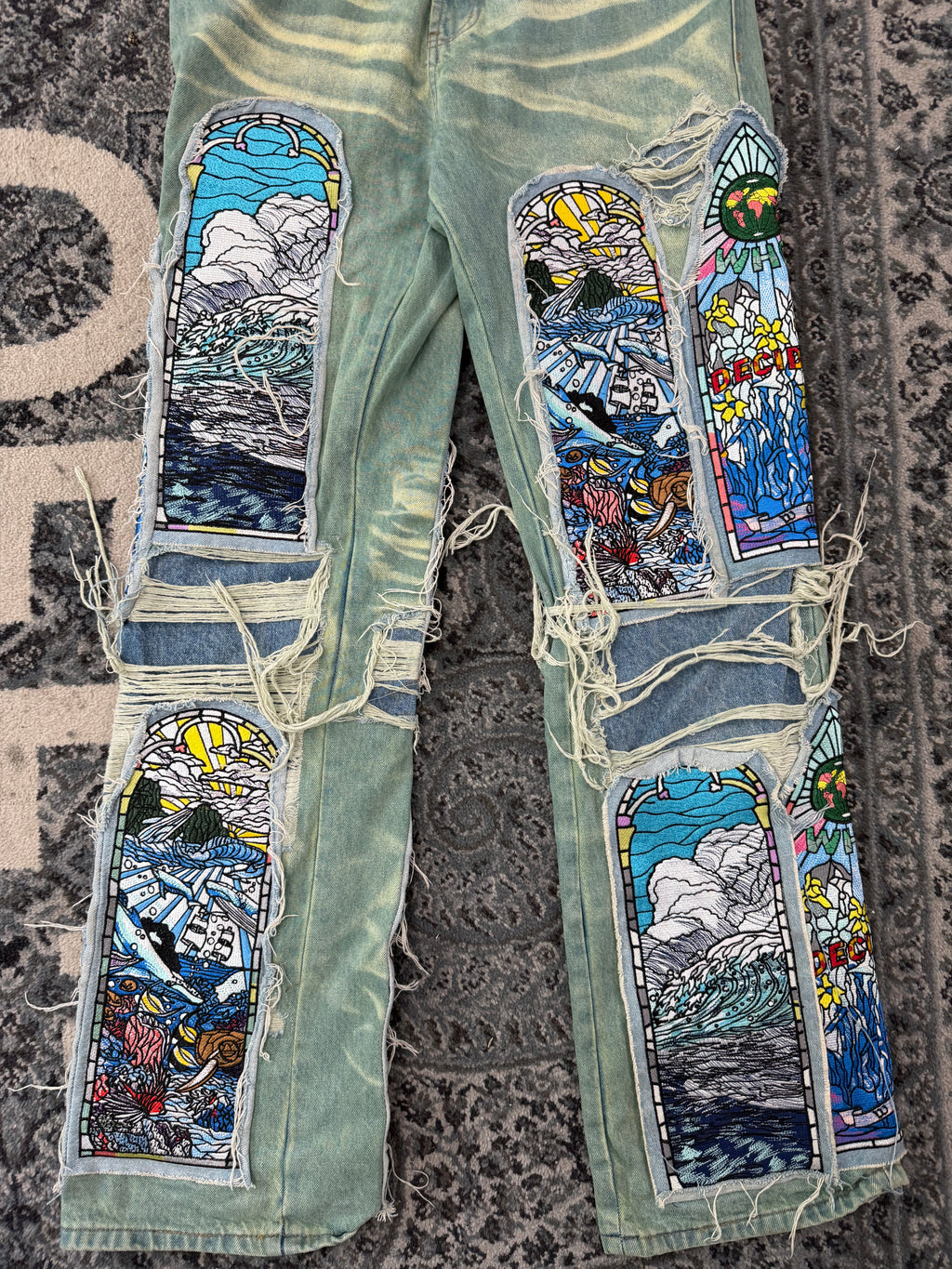 WHO DECIDES WAR stained glass paneled jeans blue 34 U