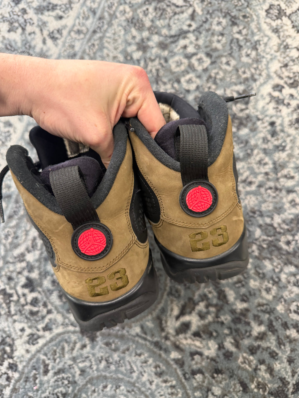 JORDAN 9 "retro olive" sneakers 10M NB U