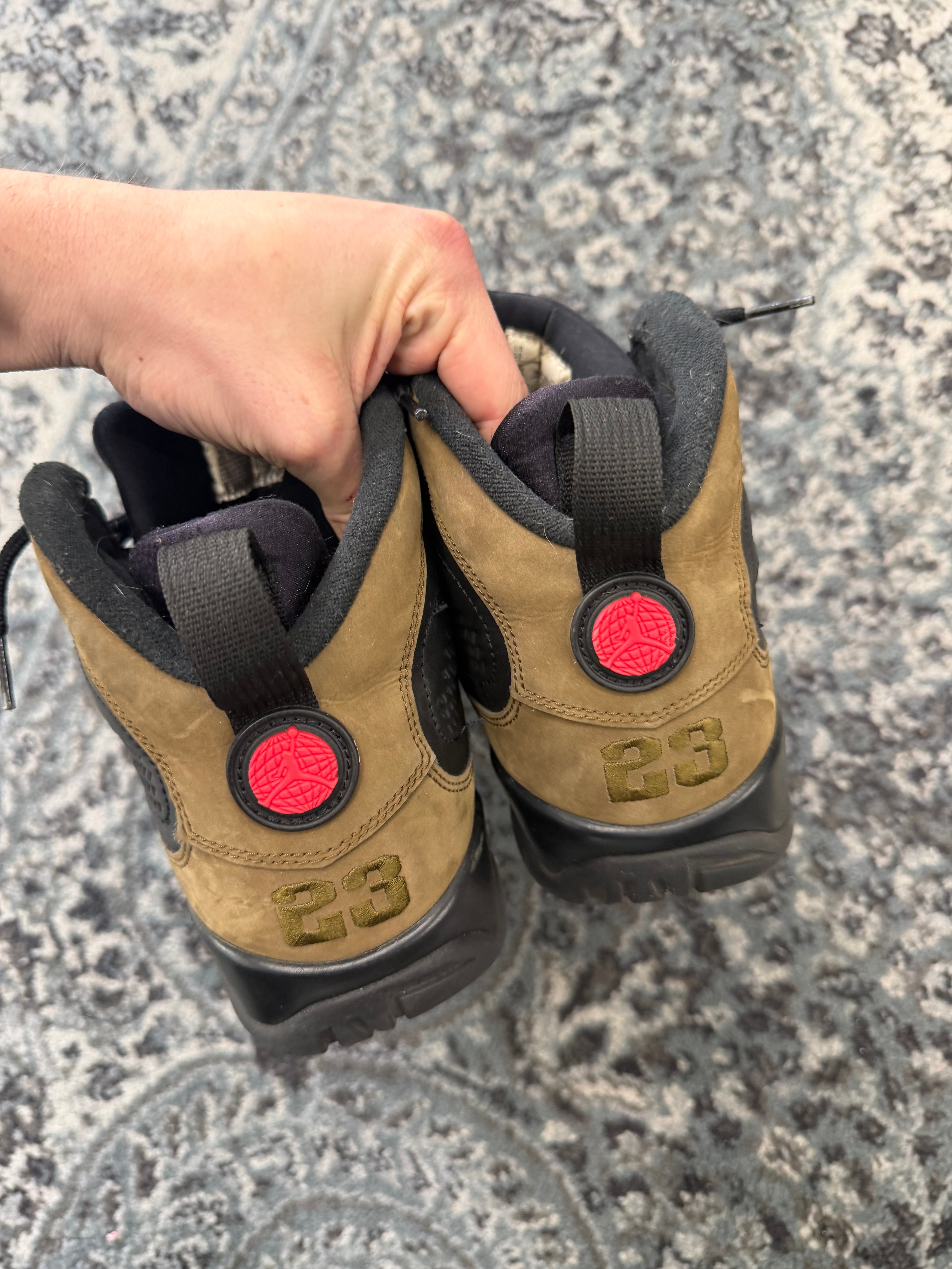 JORDAN 9 "retro olive" sneakers 10M NB U