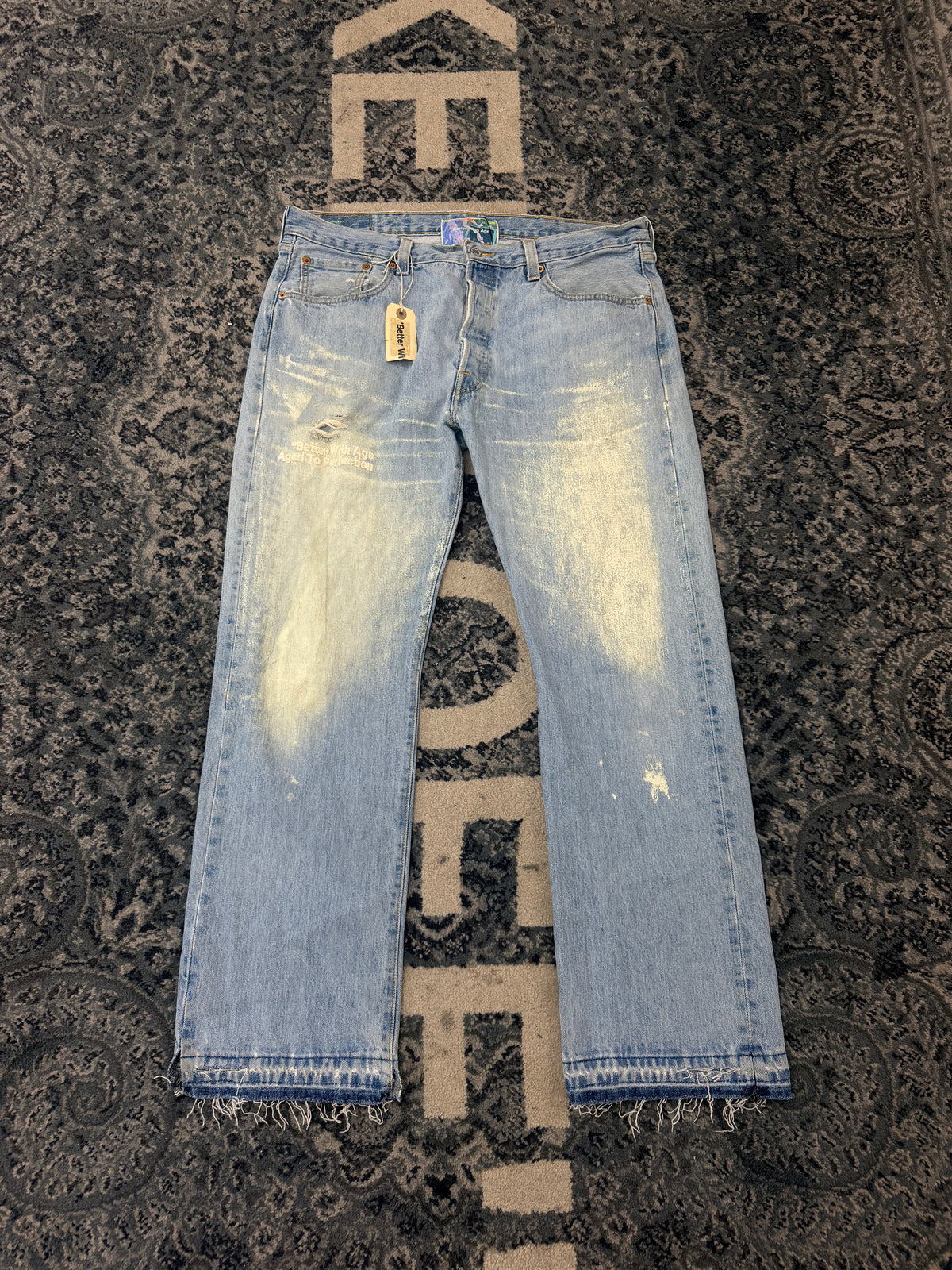 Better With Age Distressed Jeans Size 36 U