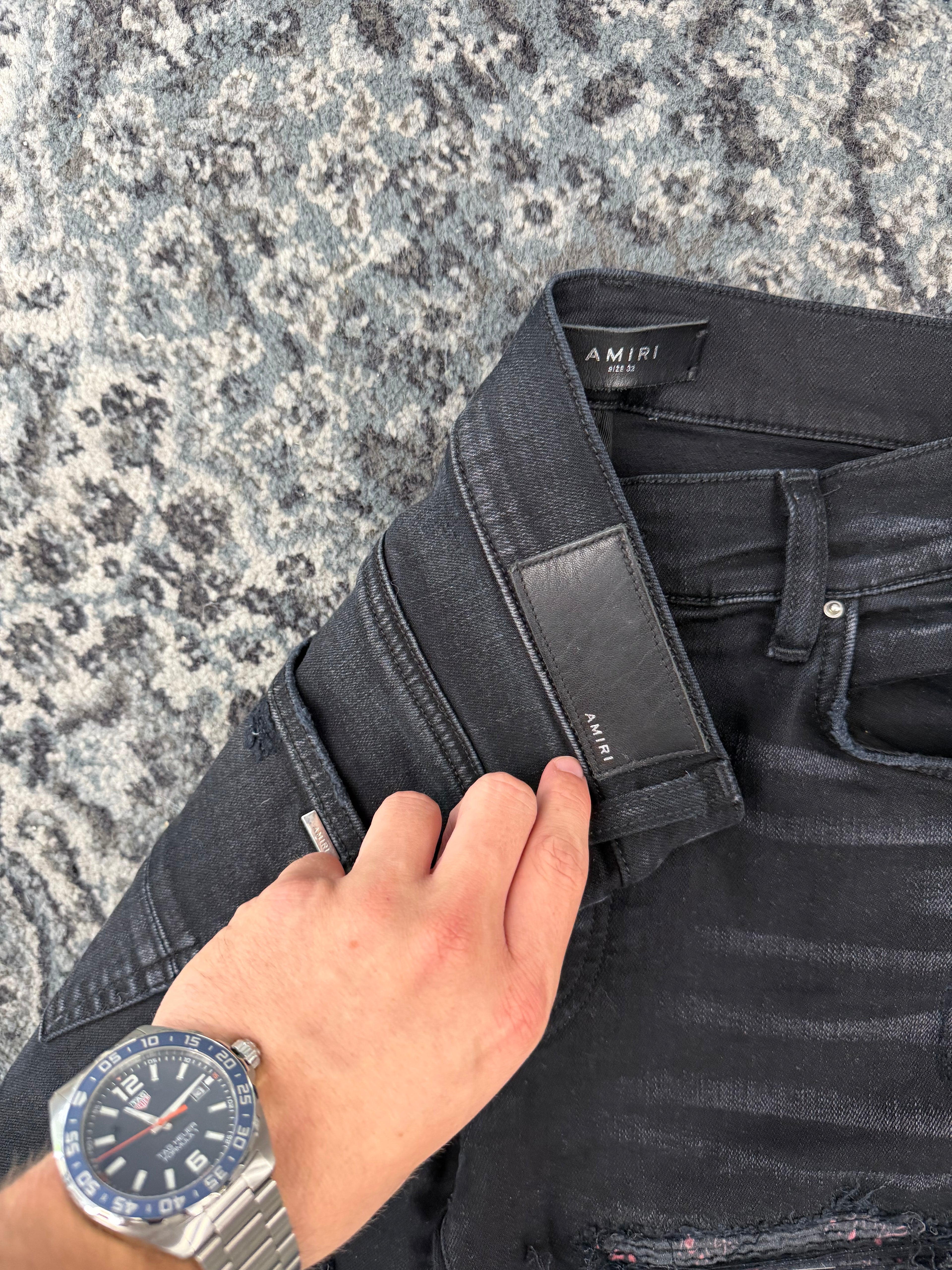 AMIRI colorful thrasher patch jeans black 32 U