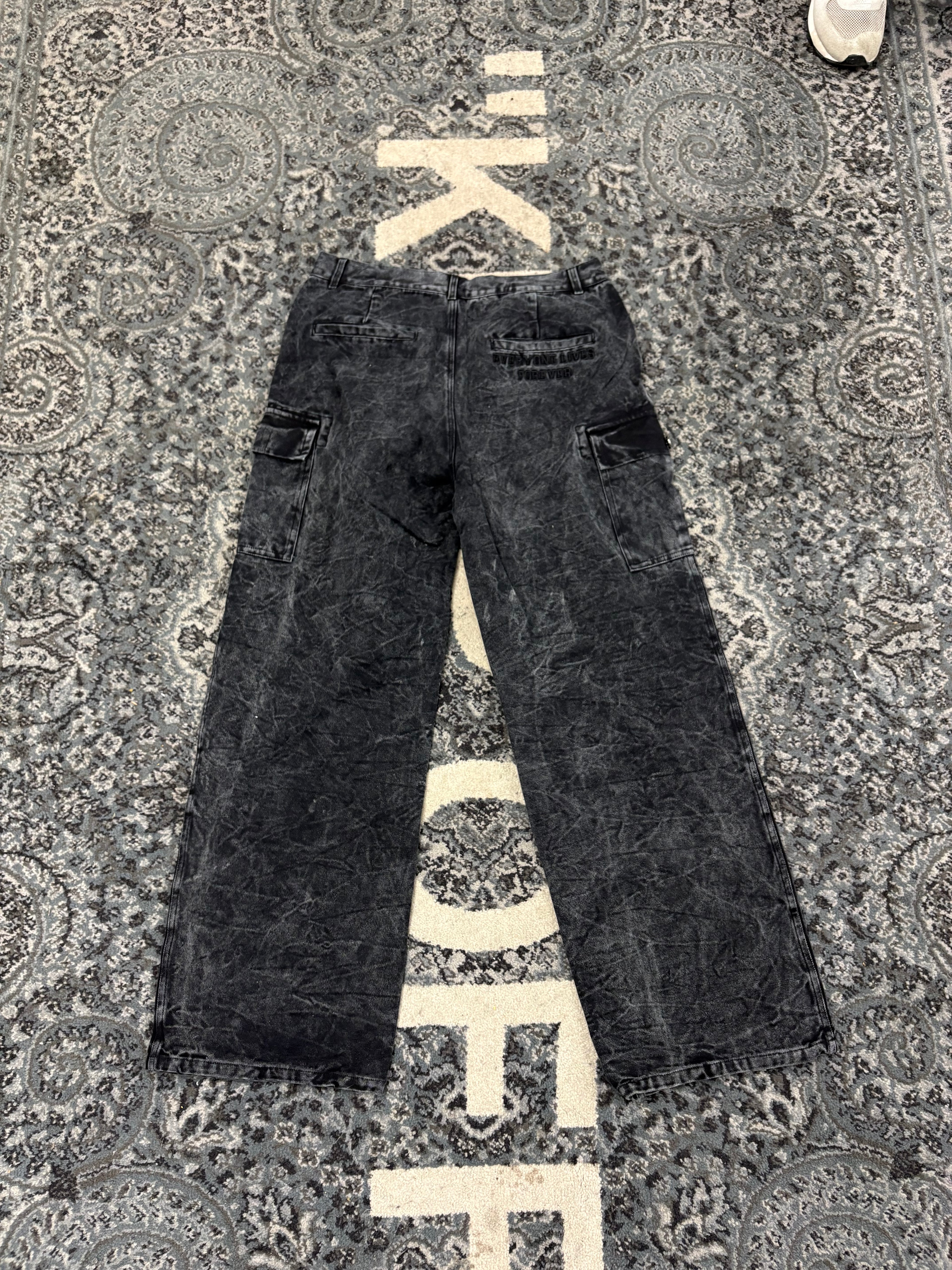 Vale Cargo Black Jeans size 38 New