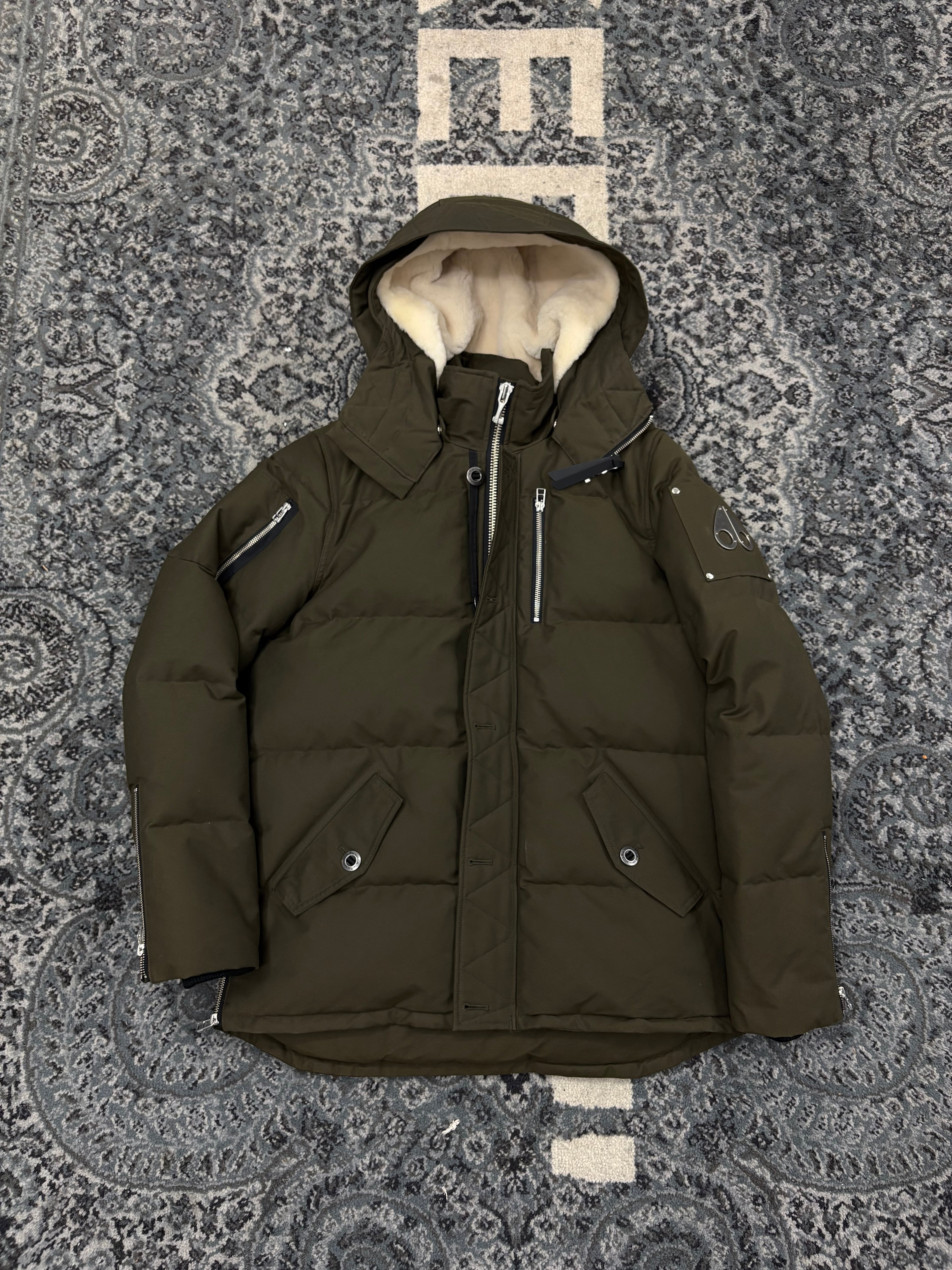 Moose knuckle Olive Green Jacket Size L