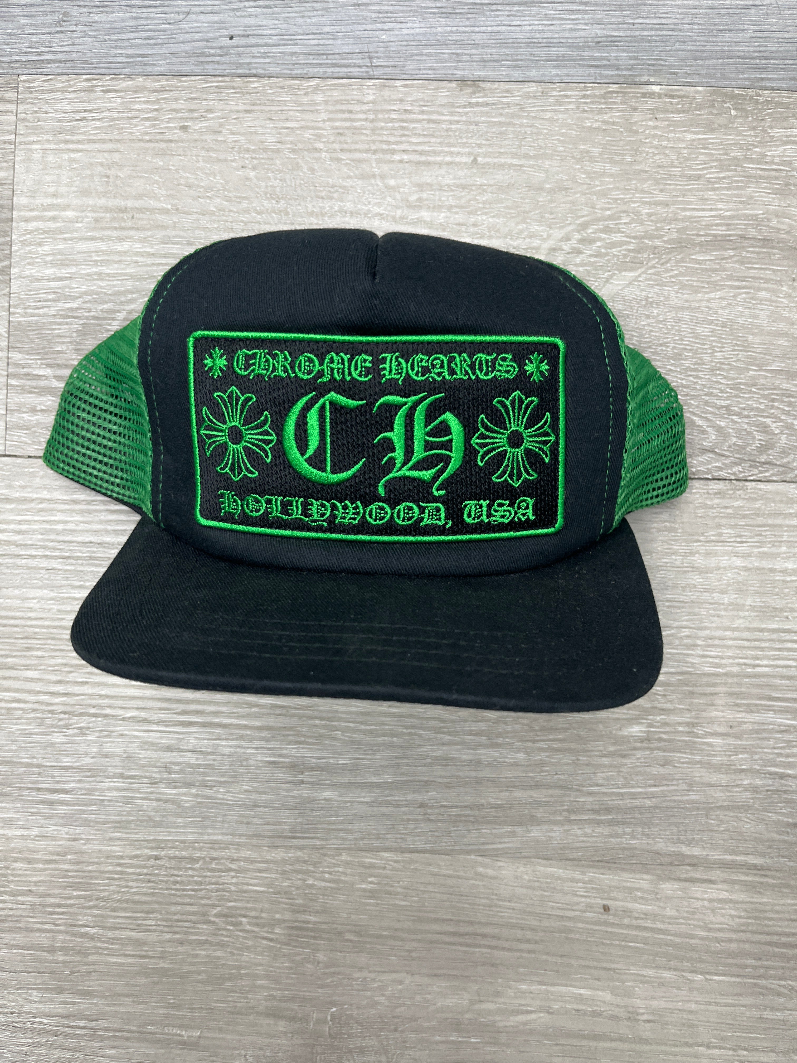 CHROME HEARTS hollywood trucker black/green OS U