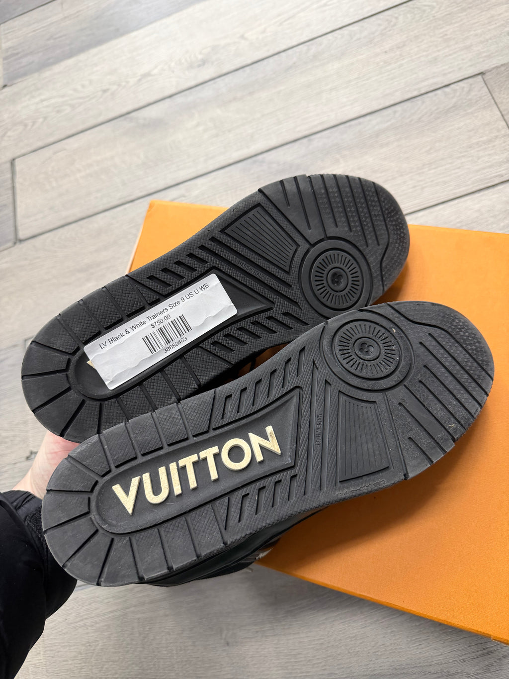 LV Black & White Trainers Size 9 US U WB