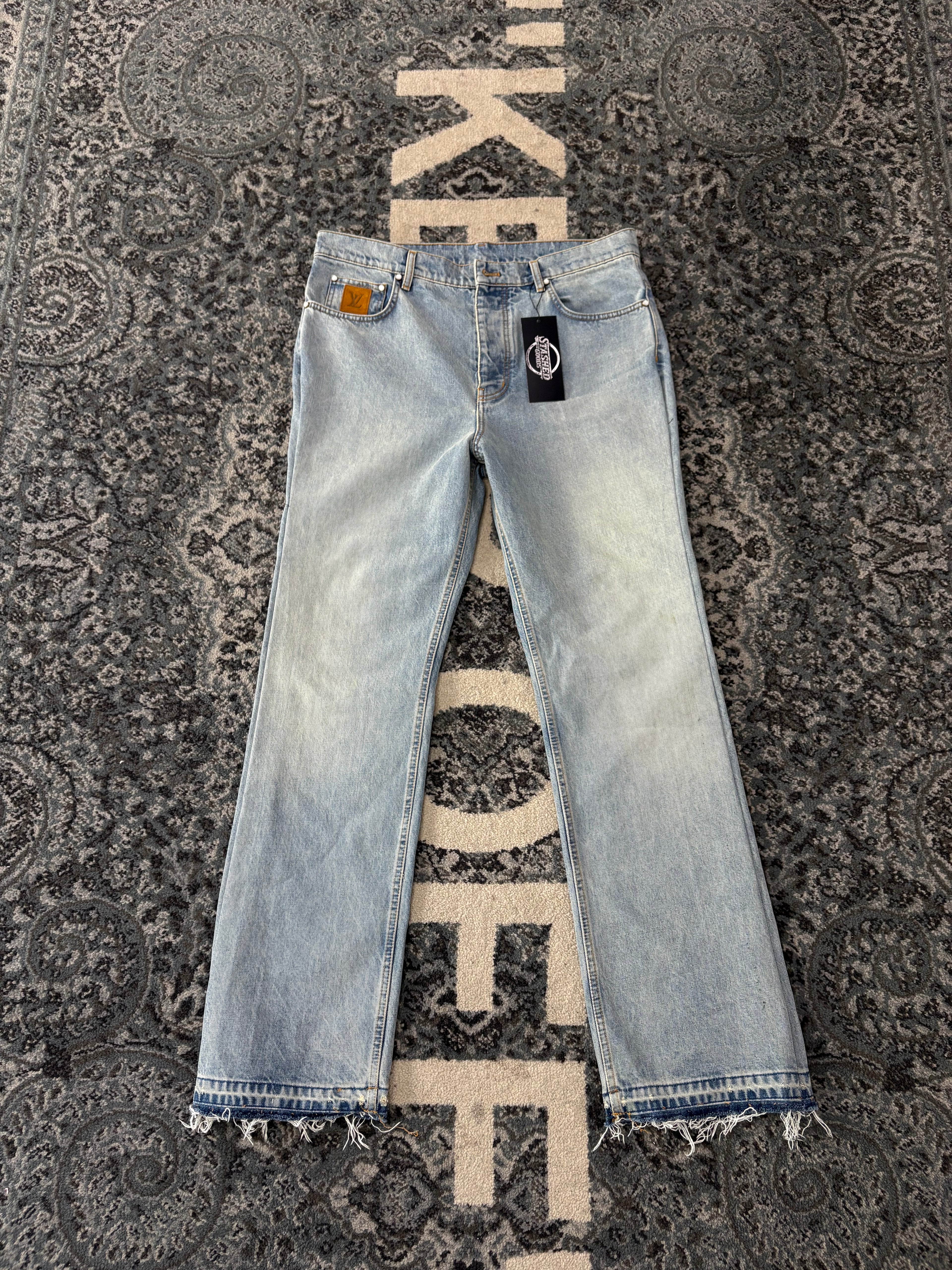 LV denim stitched pocket jeans blue 34 U