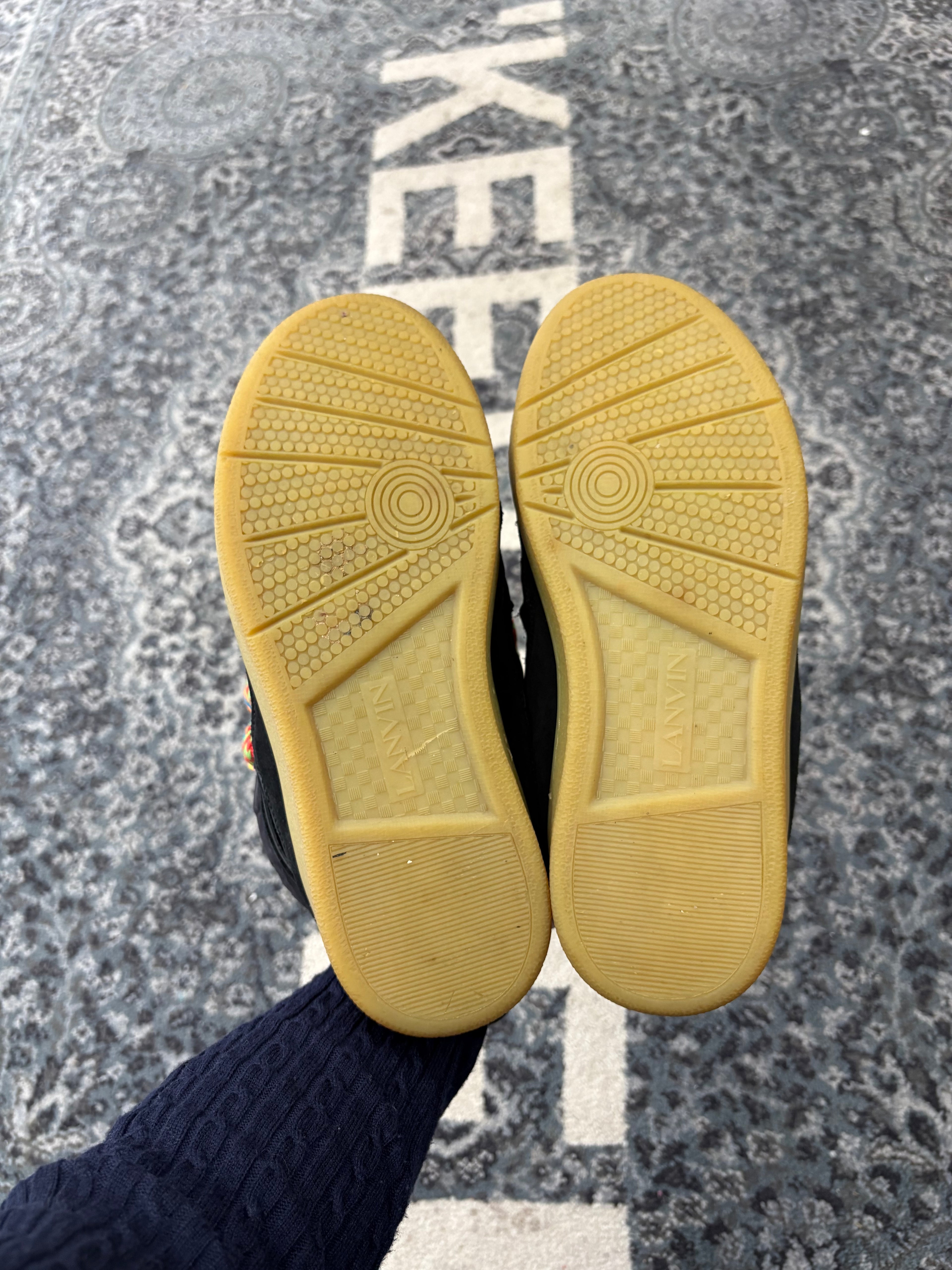 Lanvin curb sneaker size 9 Us