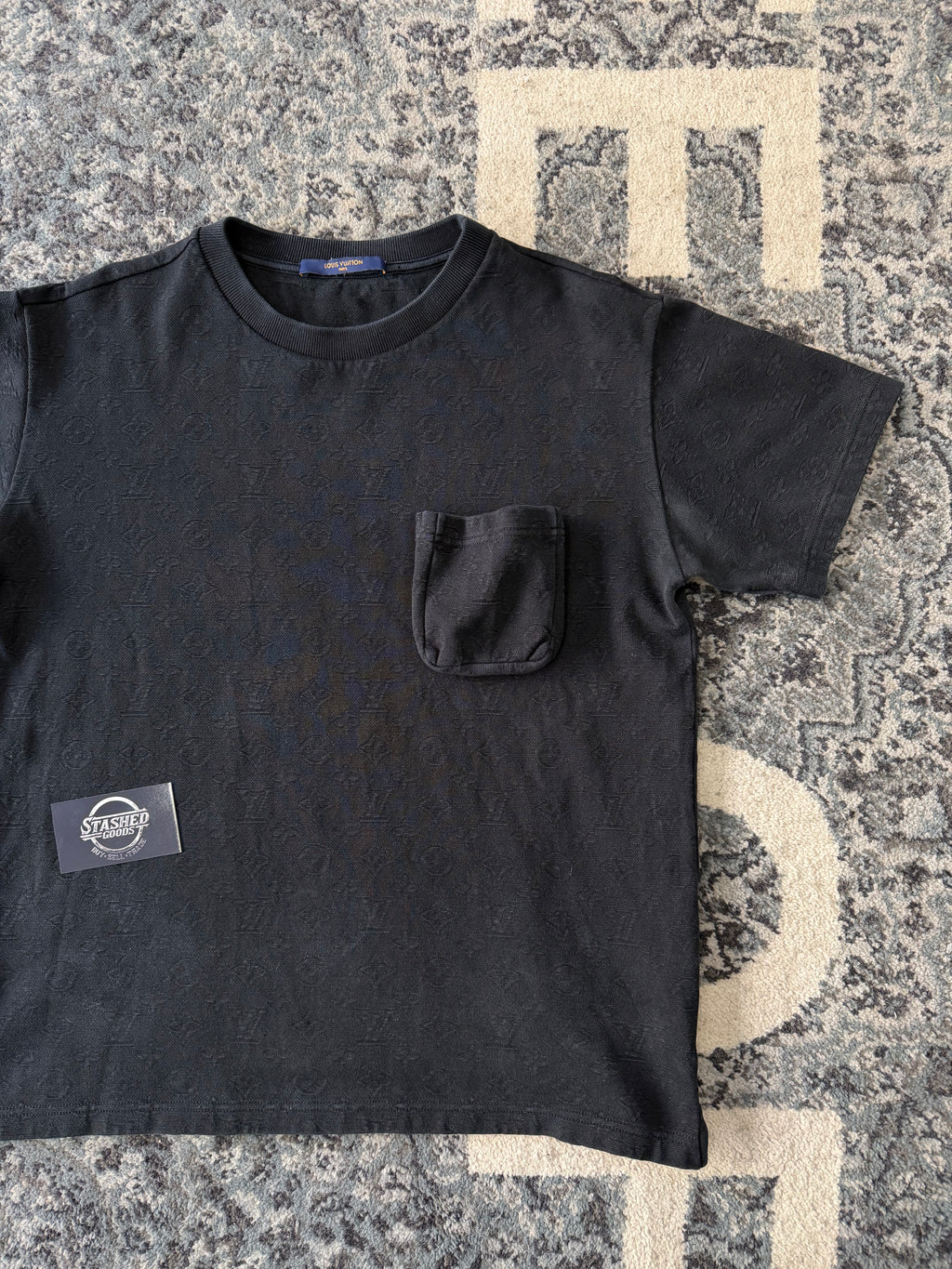 LV 3d pocket monogram tee black M U