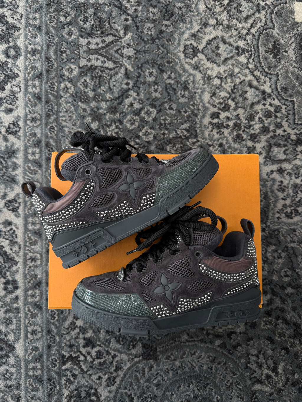 LV Crystal studded skate trainer grey 6.5LV (8-8.5M) OG ALL DS/tried on