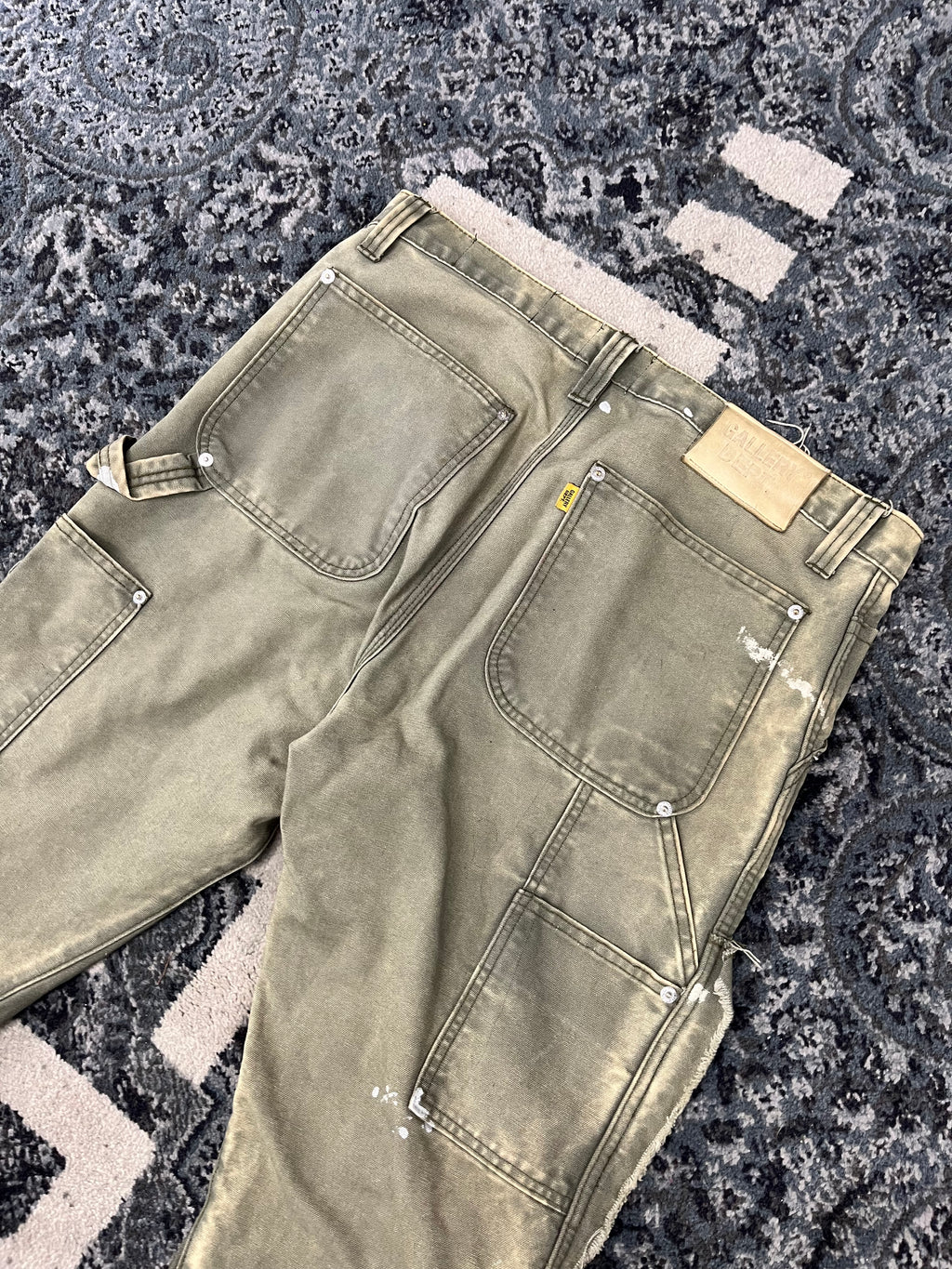 Gallery Dept. green carpenter pants sz 34 U