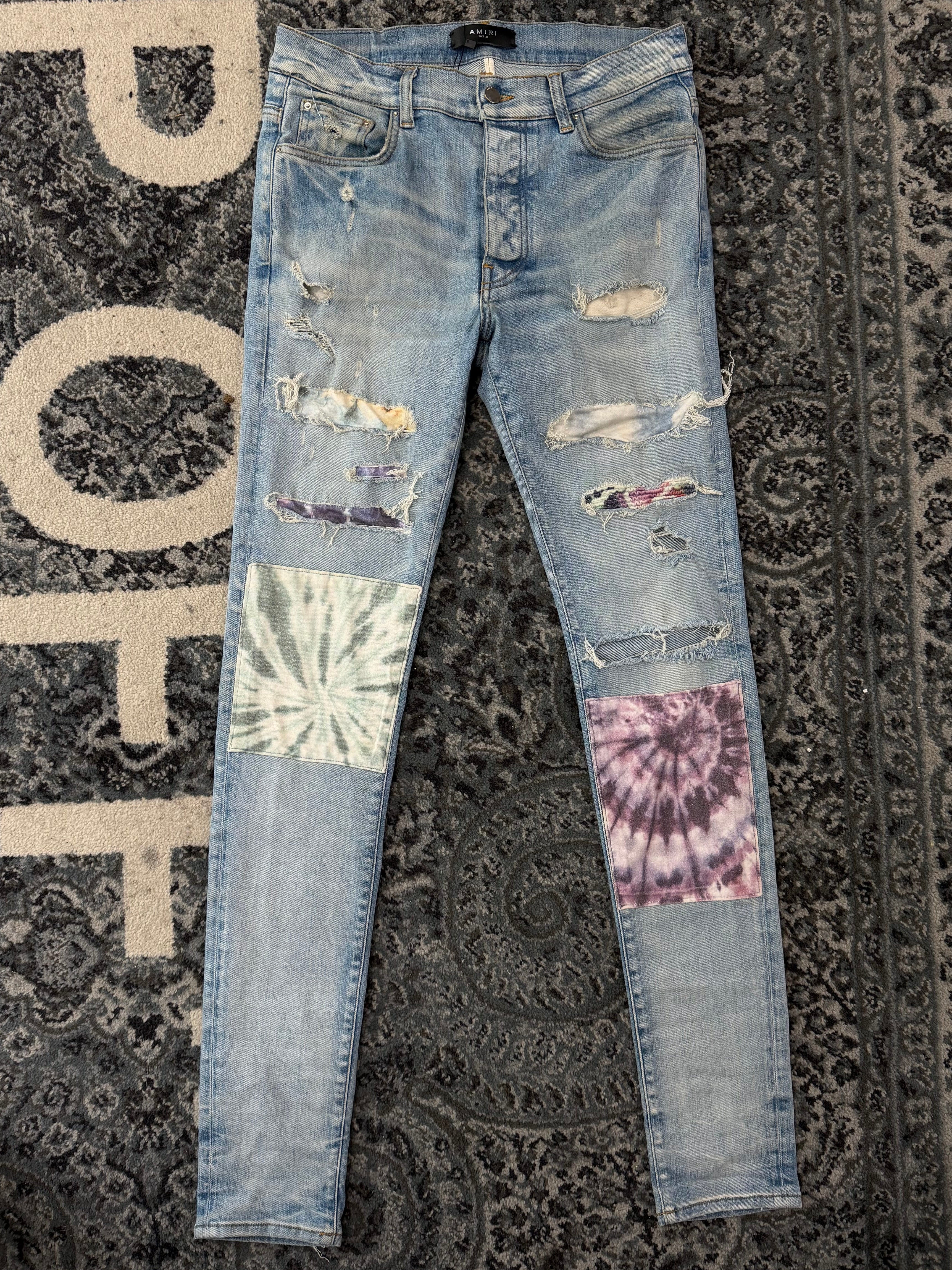MA tie dye art patch jeans indigo 31 U