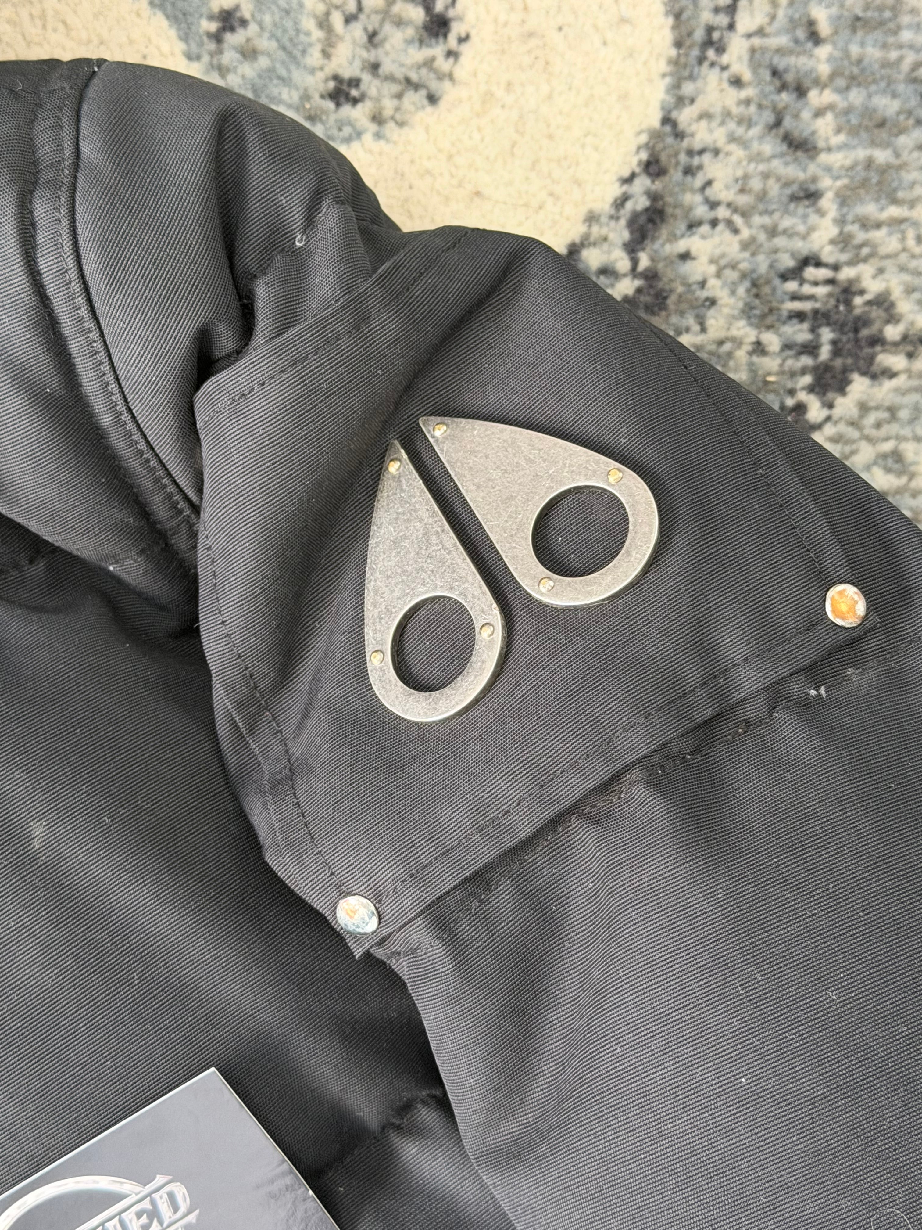 MOOSE KNUCKLES 3q parka jacket black XXL fits L-XL (flawed)