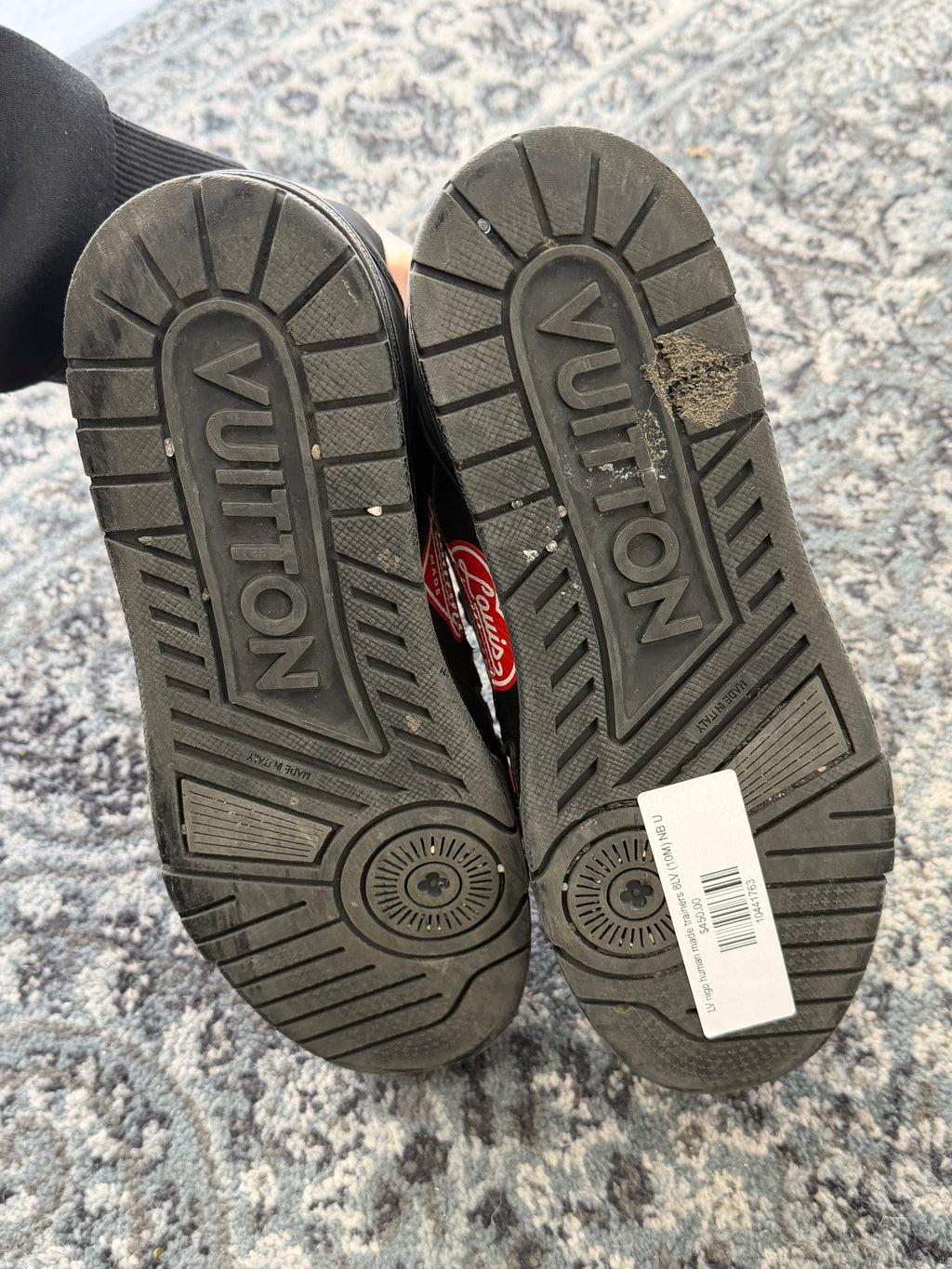 LV nigo human made trainers 8LV (10M) NB U