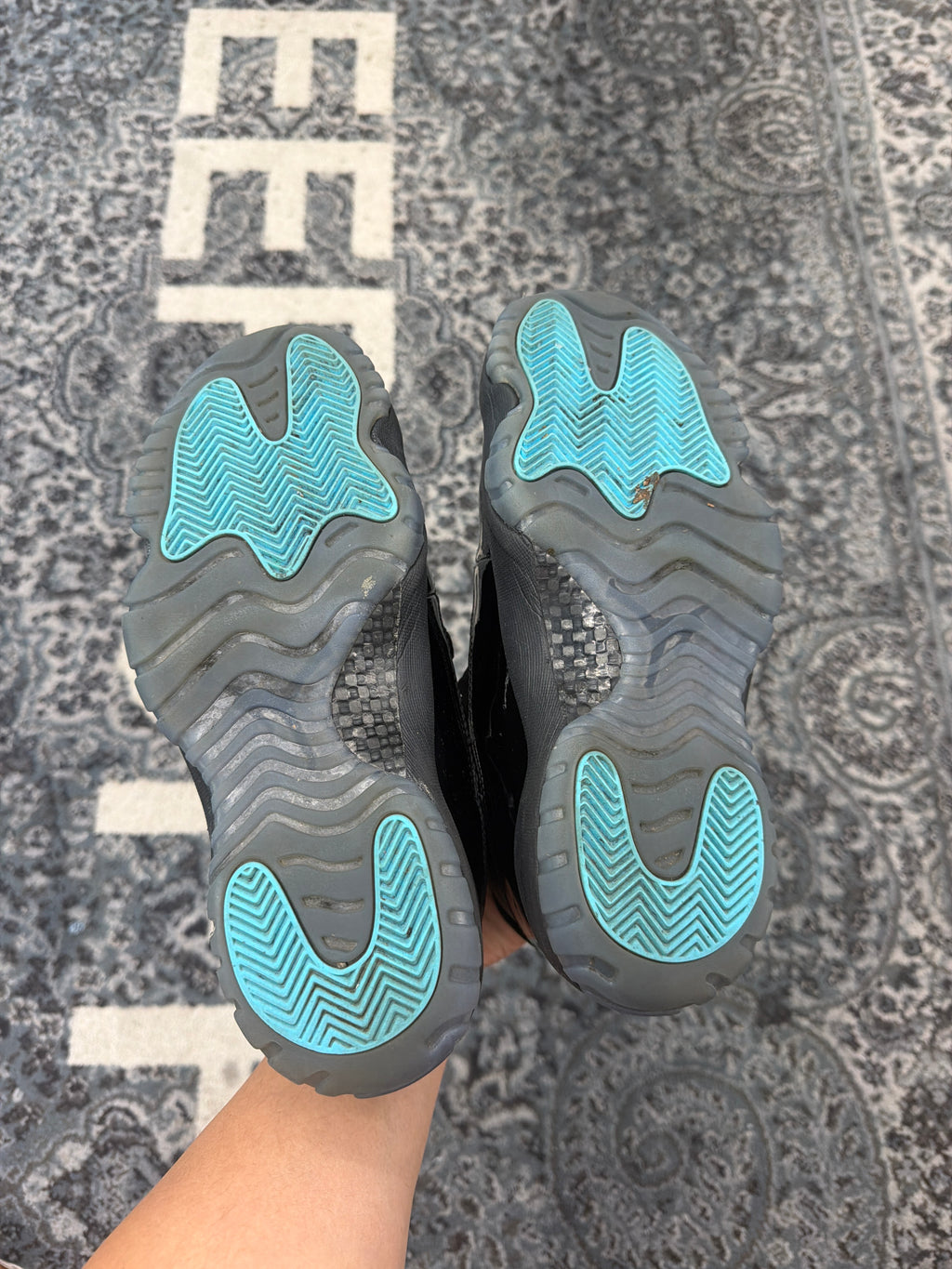 Jordan 11 Gamma Size 8.5 No Box U