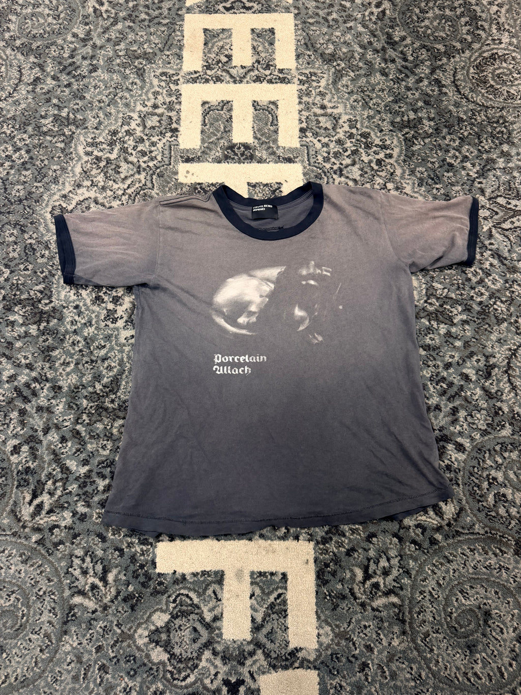 ERD Porcelian Dog Shirt Size Large U
