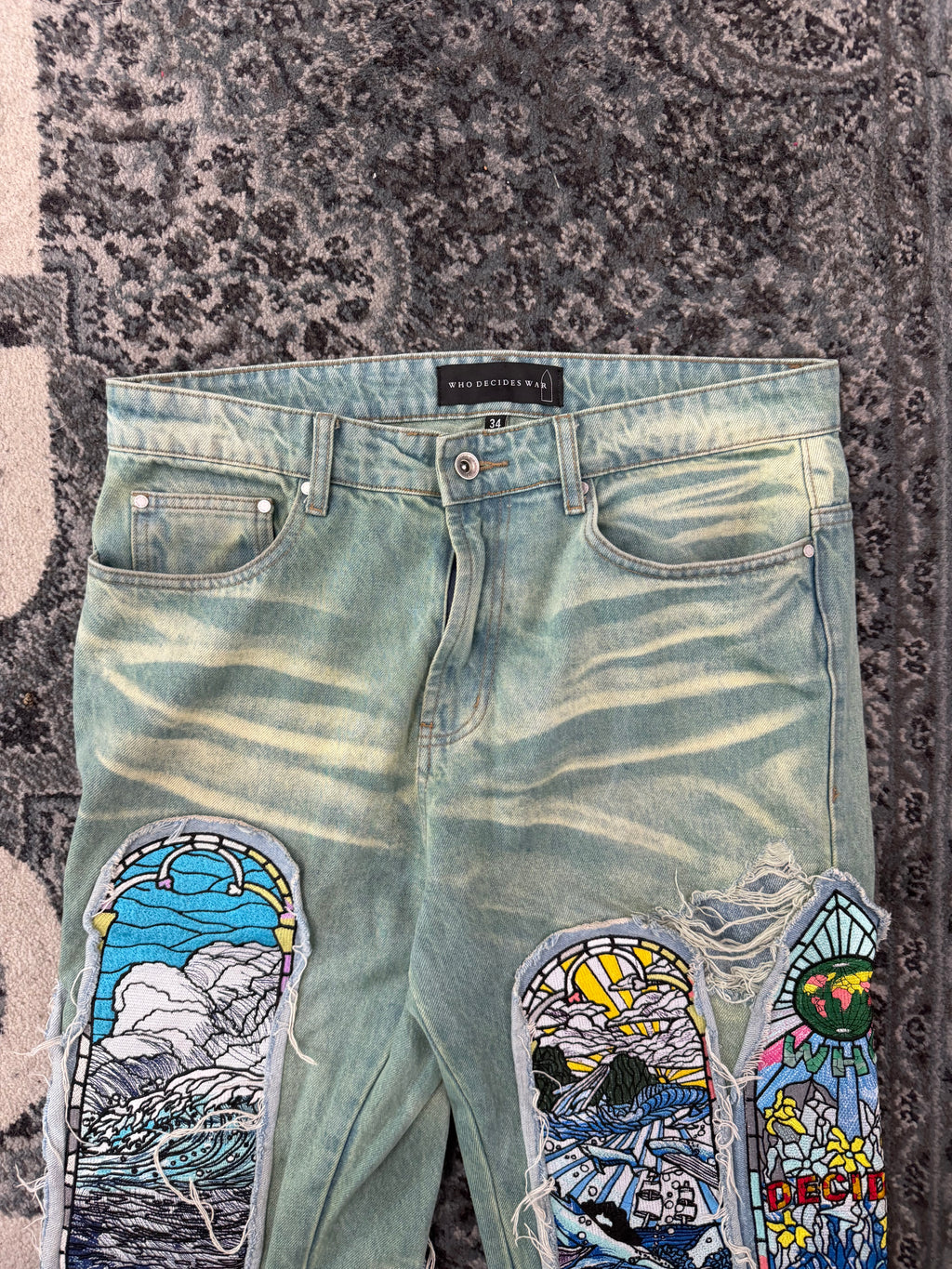 WHO DECIDES WAR stained glass paneled jeans blue 34 U