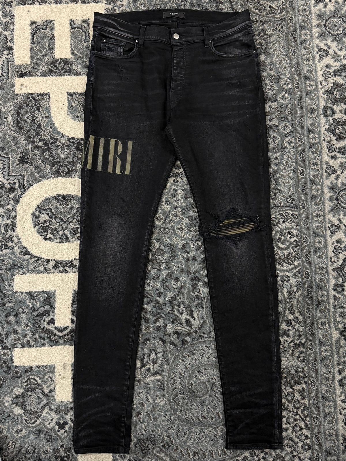 Amiri Side logo camo patch sz 36 U