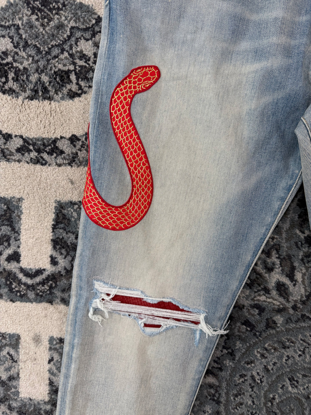 AMIRI red snake patch jeans indigo 38 U