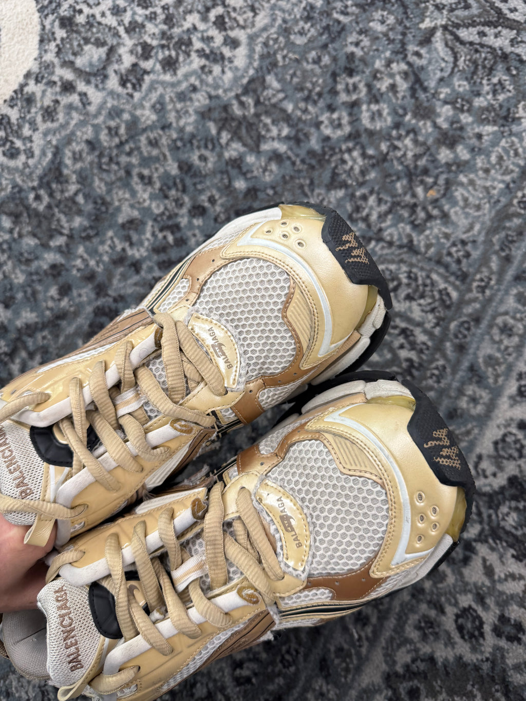 BALENCIAGA chunky runner gold 44 (11M) NB U