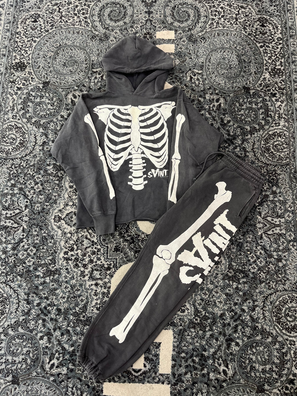 Saint Michael Skeleton sweat suit sz L