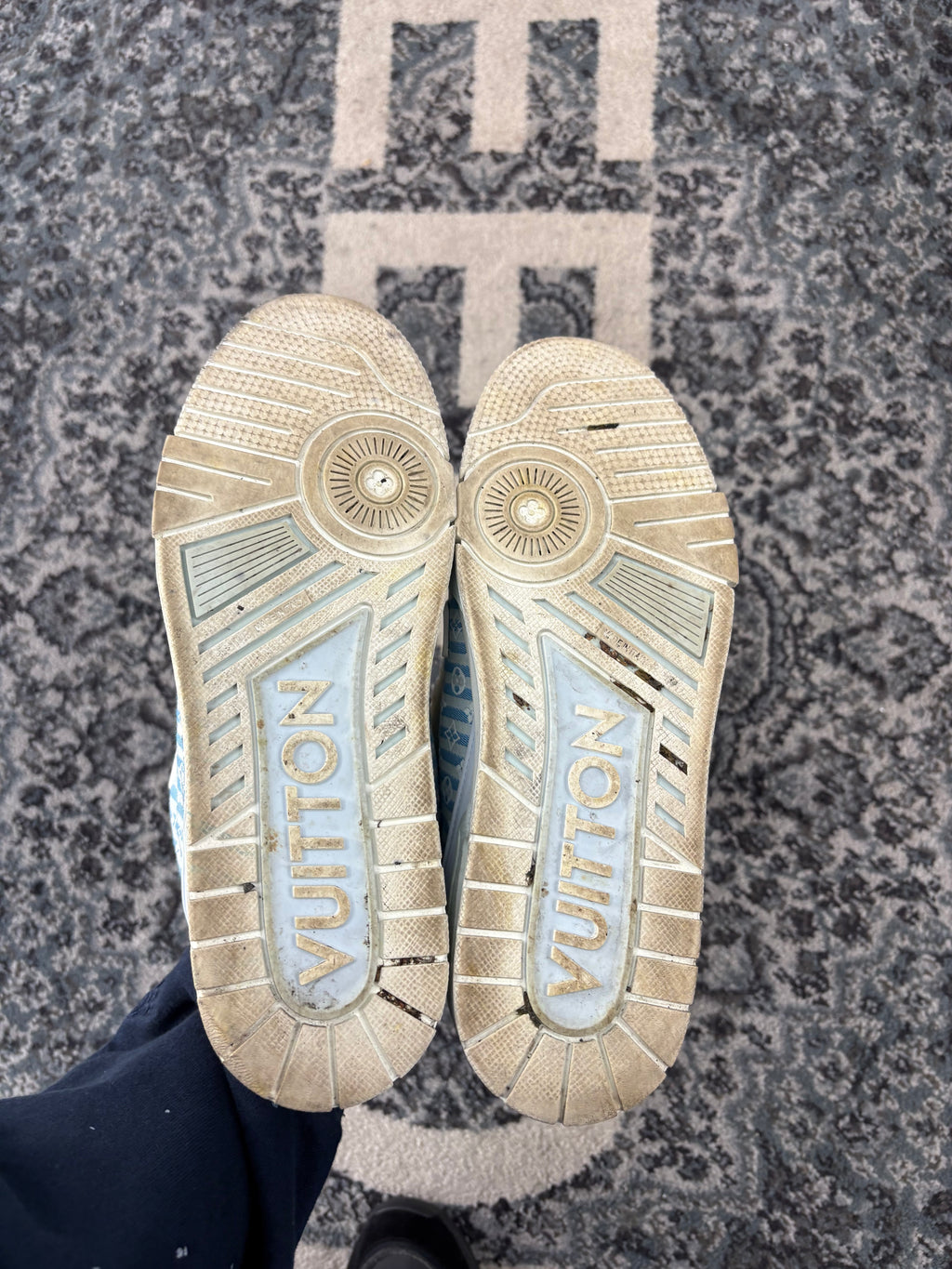 Louis Vuitton light blue monogram tranniers Size 8 LV (fits 9.5-10)
