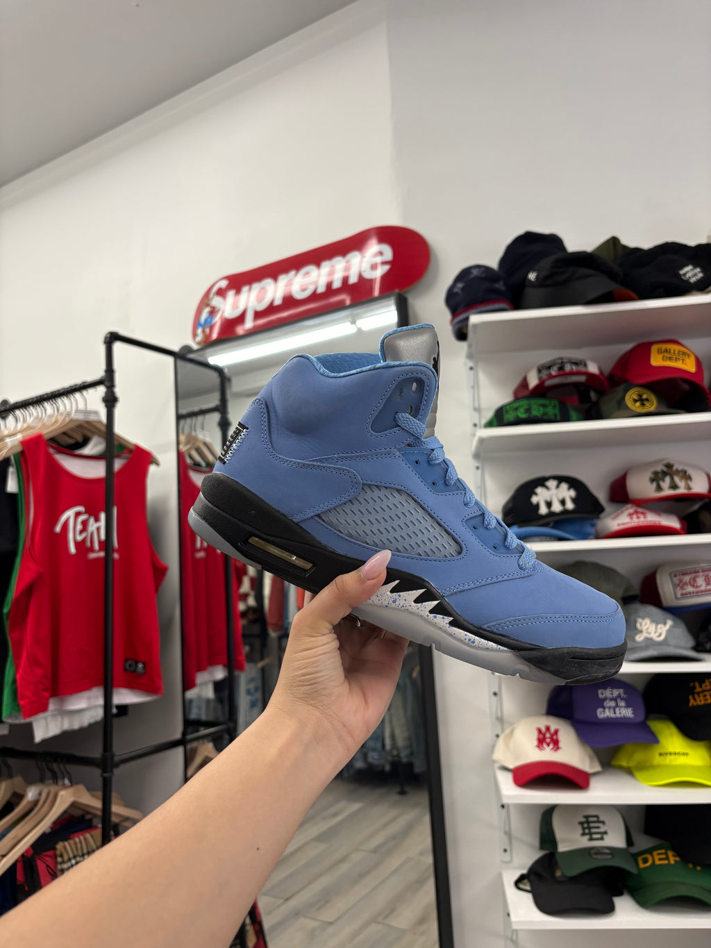 Jordan 5 UNC Size 10 WB U