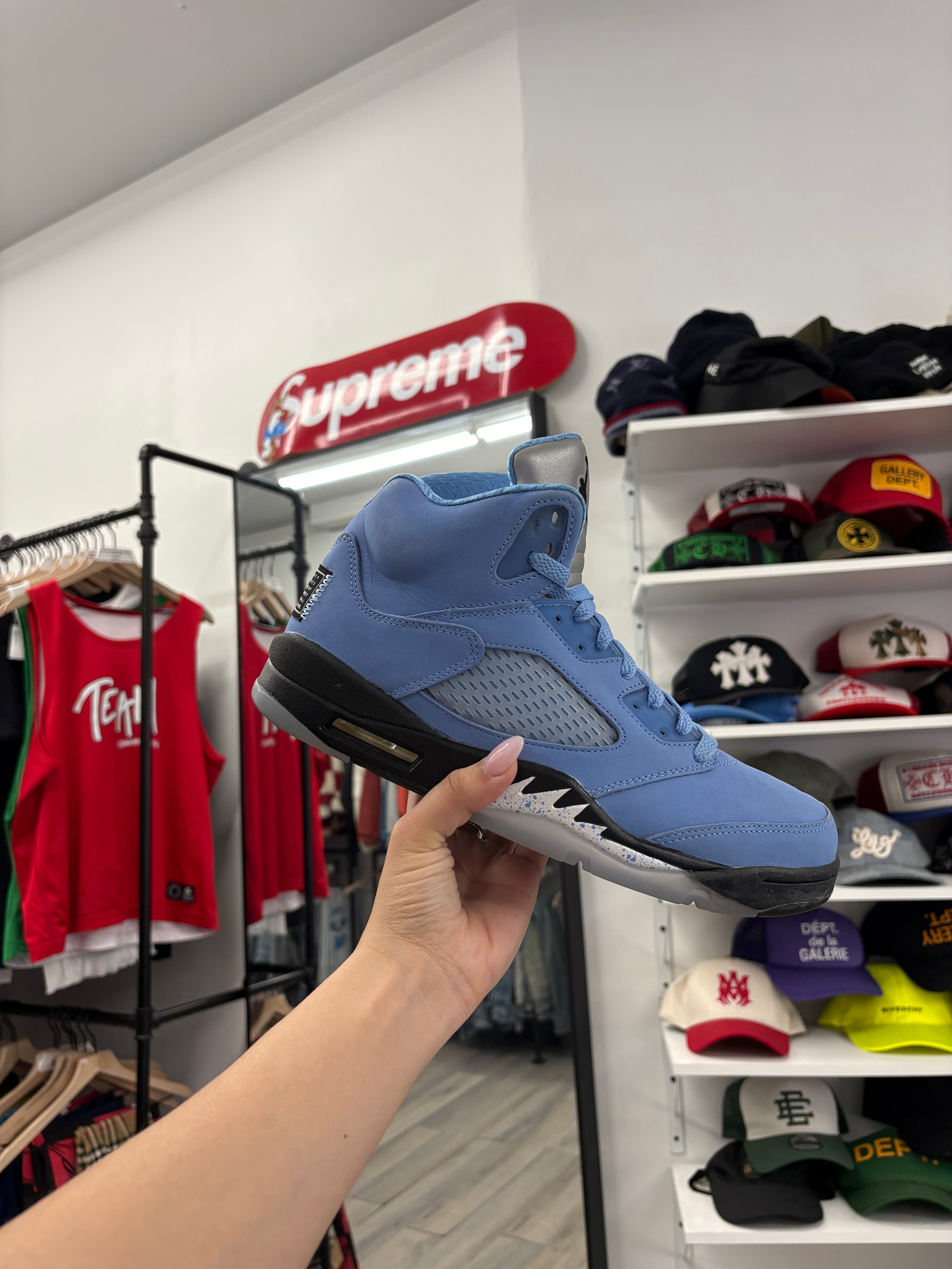 Jordan 5 UNC Size 10 WB U