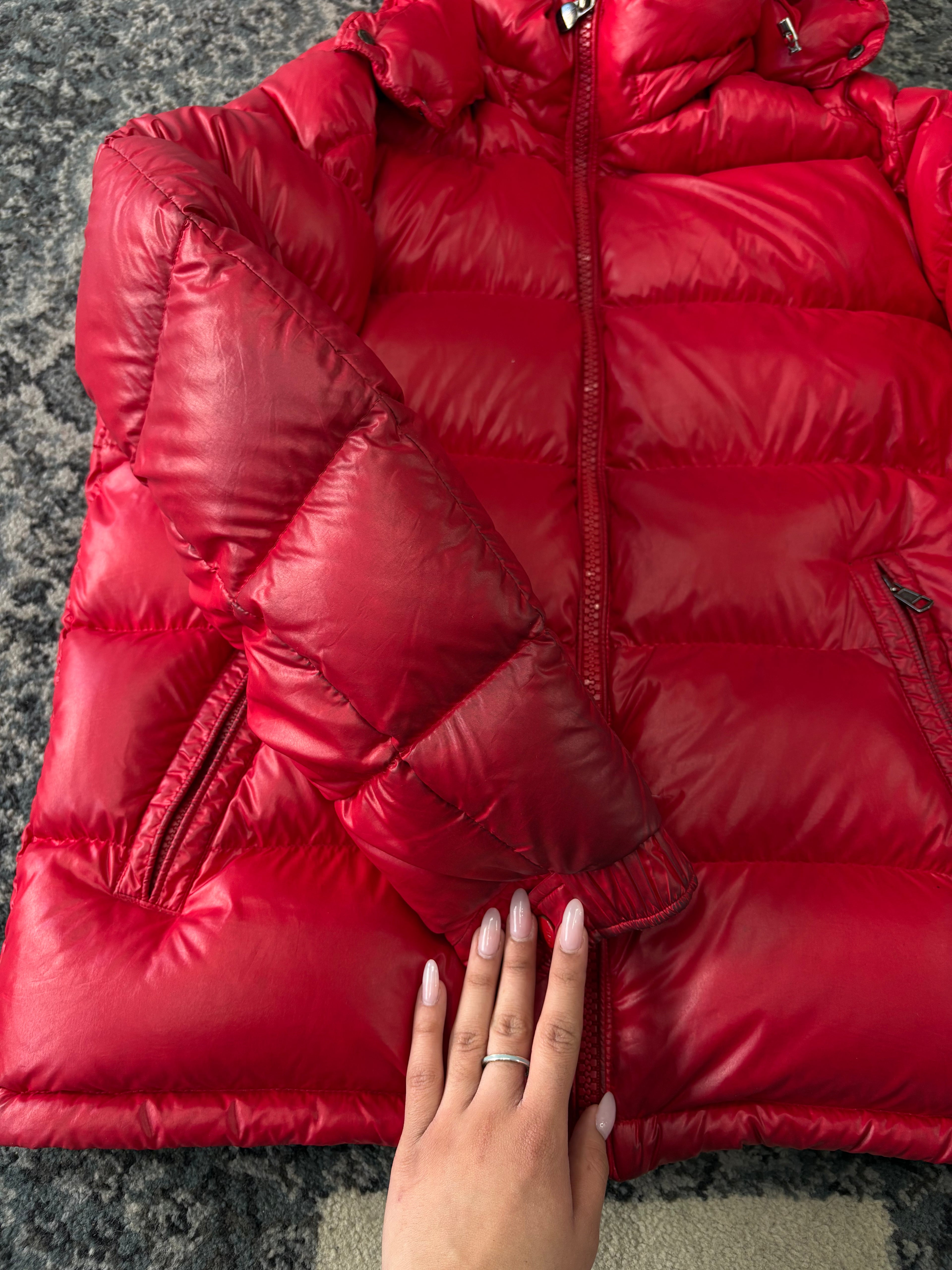MONCLER maya puffer red 4 (L) flawed U