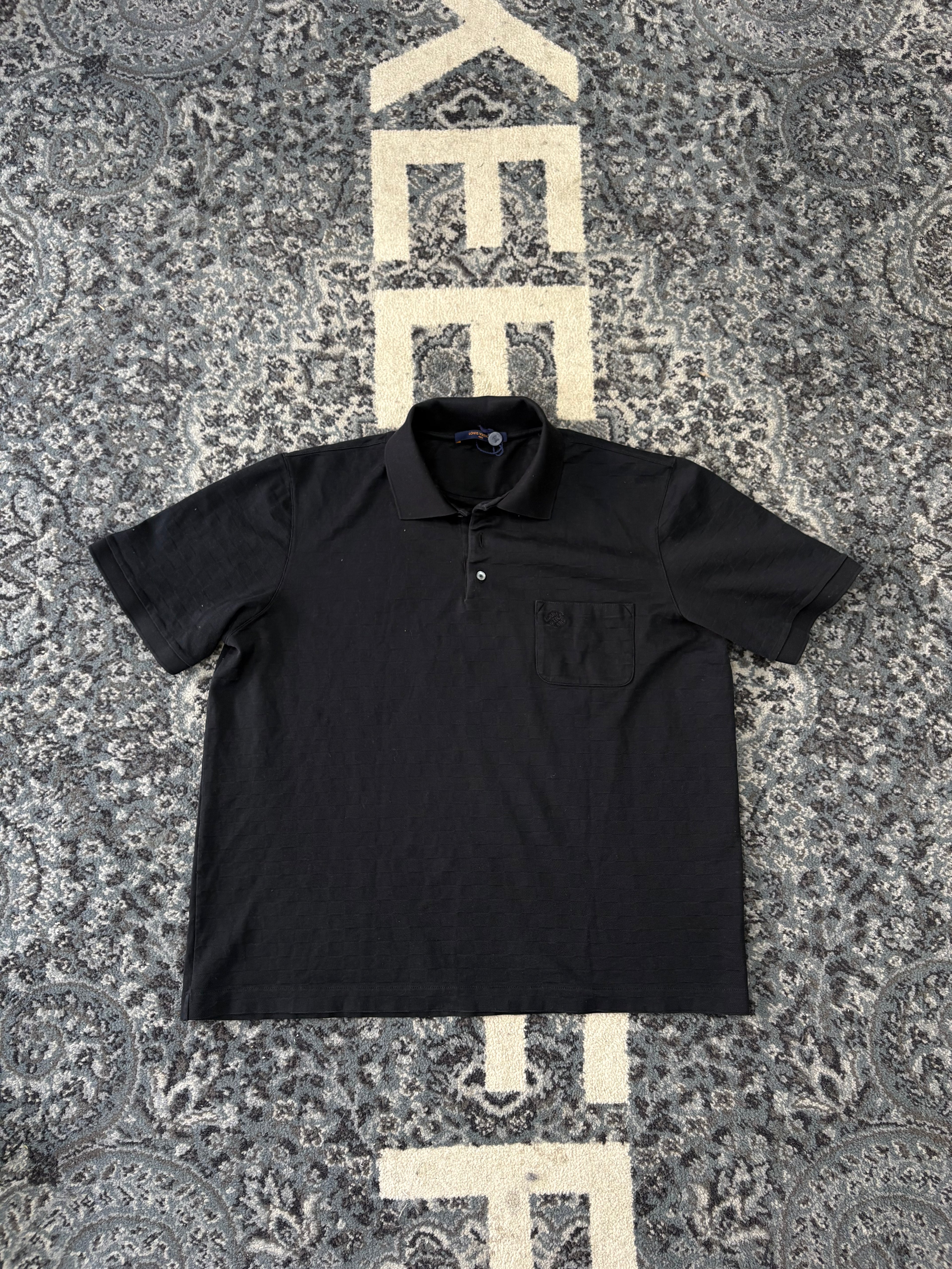 LV marque polo black L U