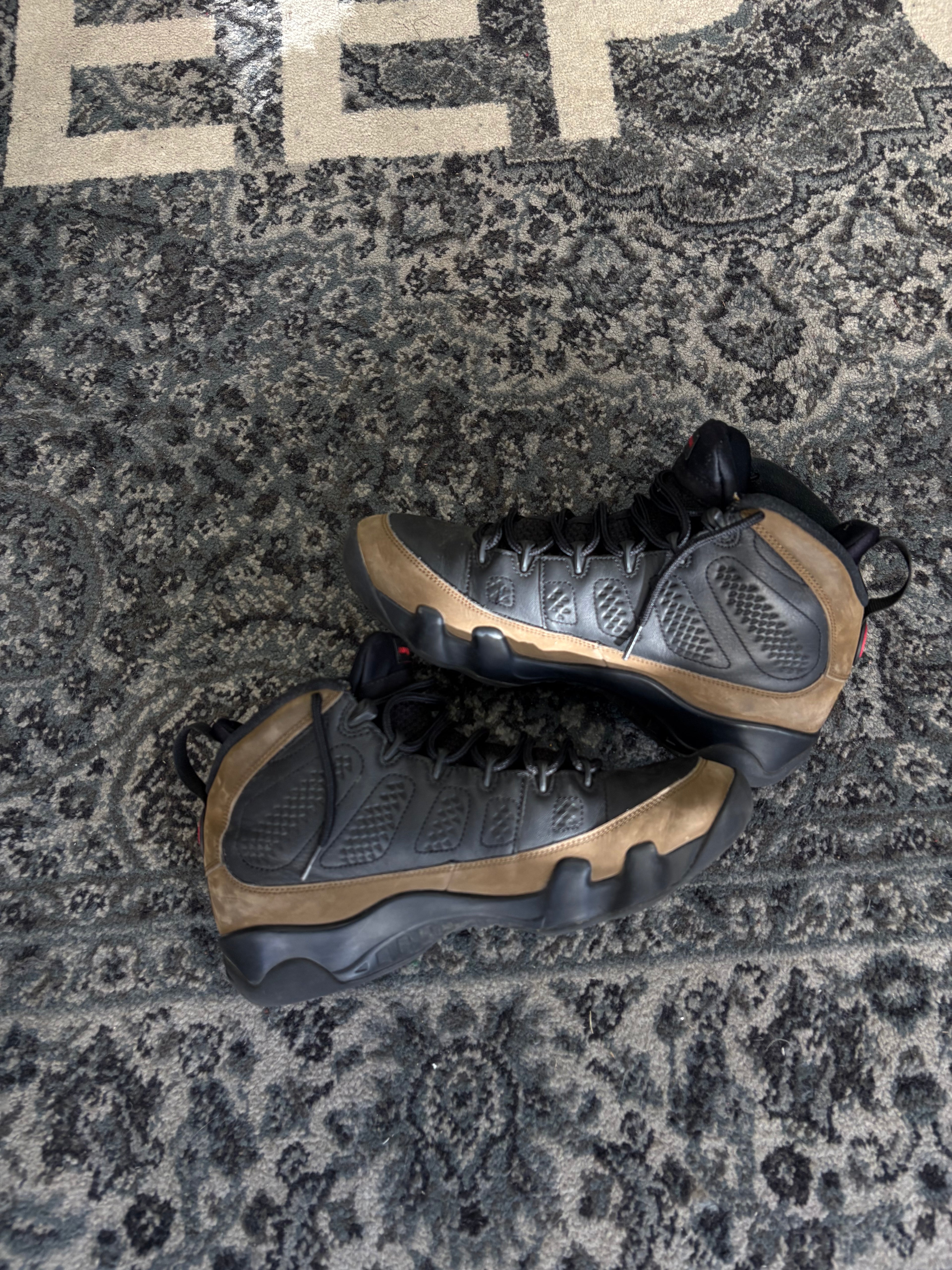 Jordan 9 Olive Size 9.5 U NB