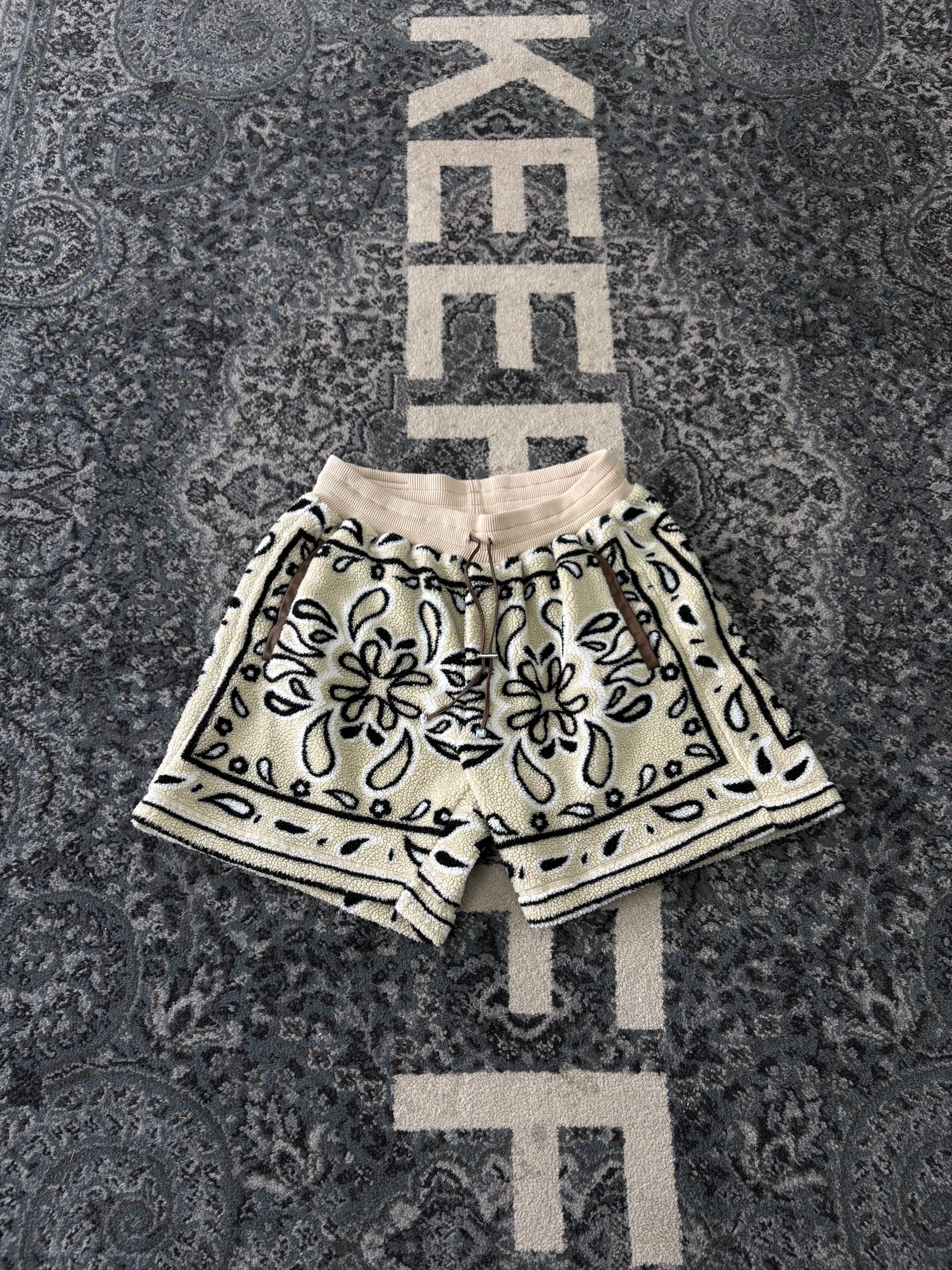 Amiri Bandana Fleece Shorts Size Large U