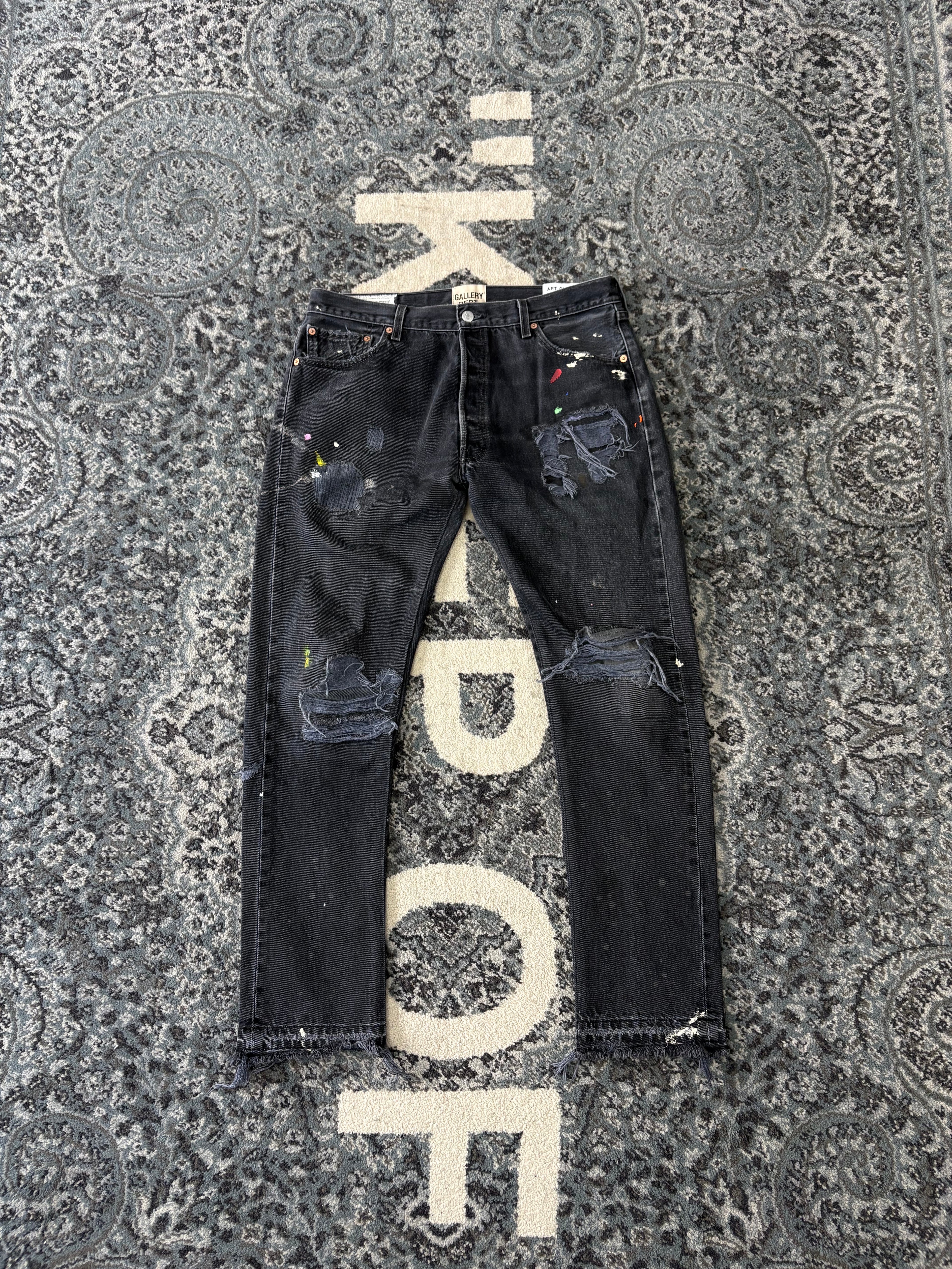 GALLERY DEPT distressed paint jeans black 32 U