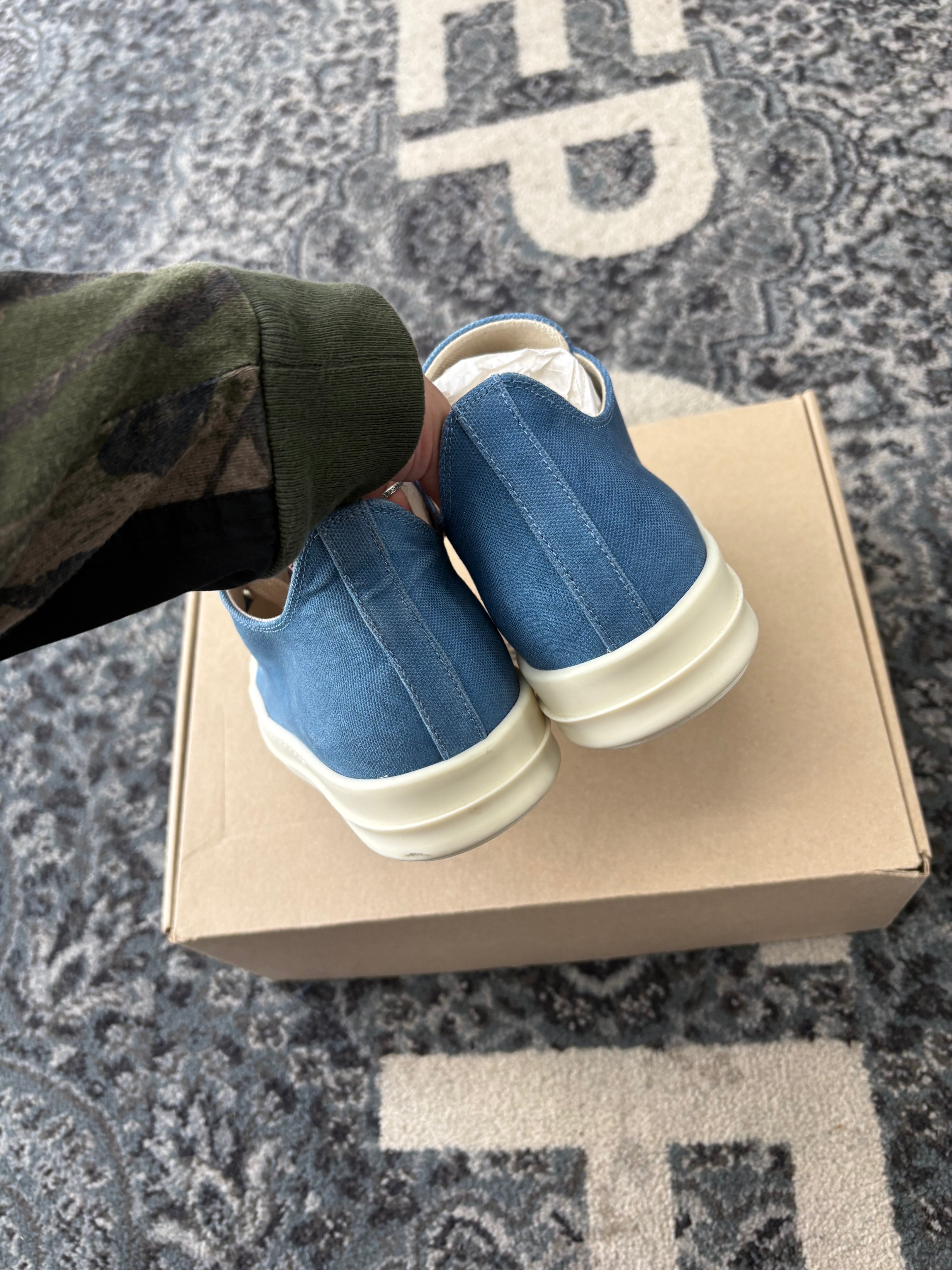 RICK OWENS ramone lowtops baby blue 38 (8W) OG ALL DS