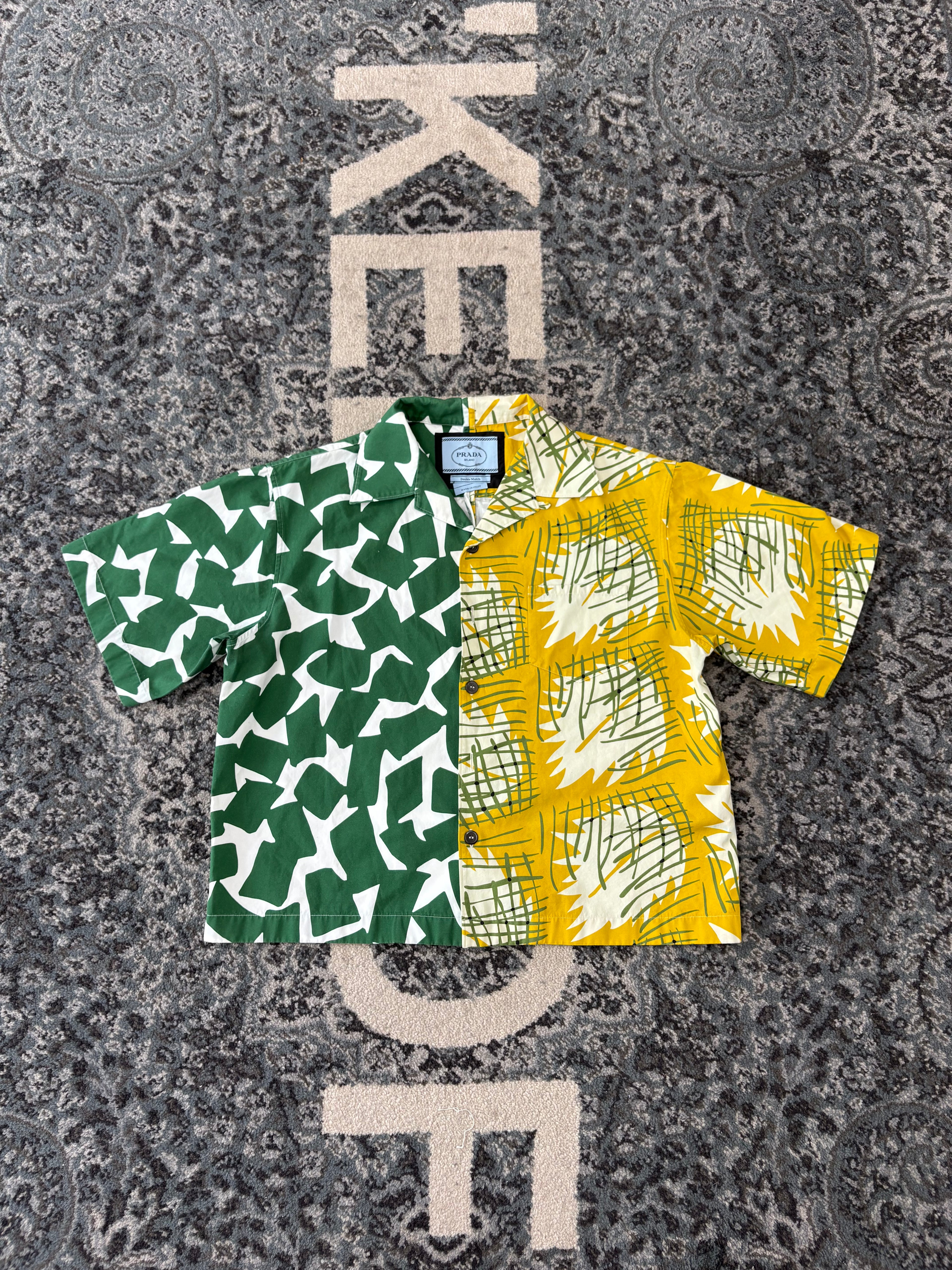 Prada green/ yellow button up sz M U