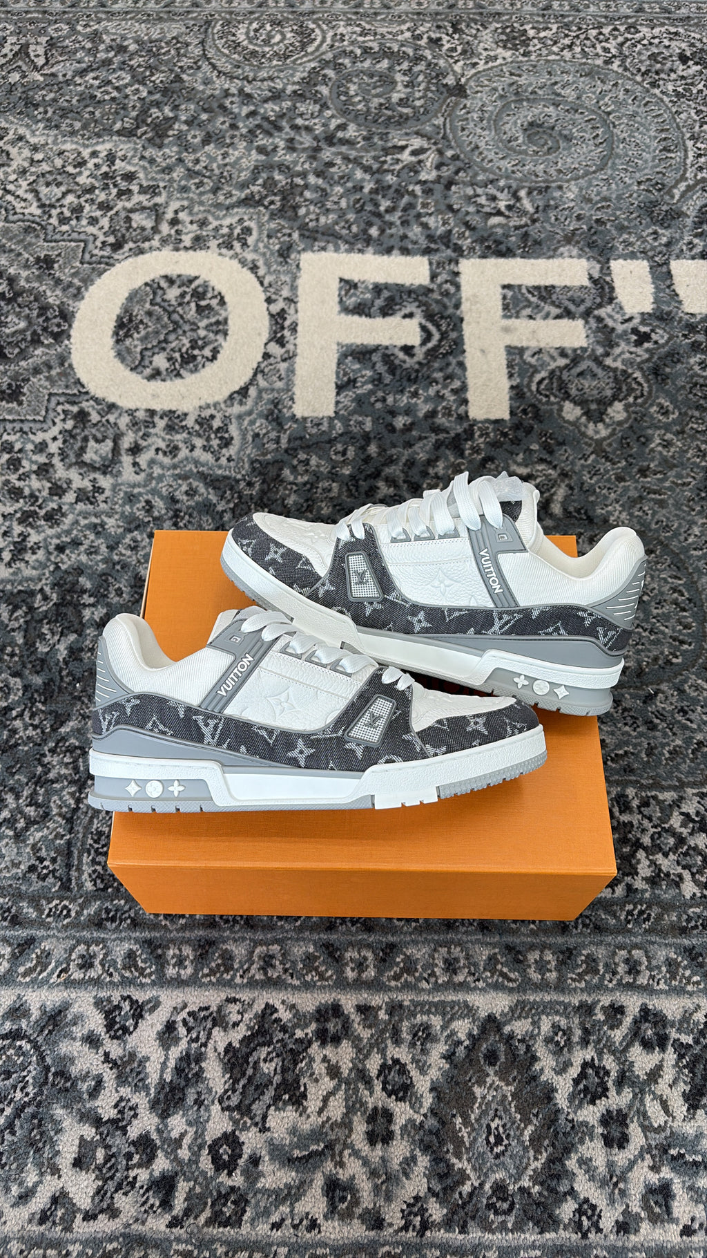 LV monogram trainers grey/white 9LV (10.5-11M) OG ALL DSWT